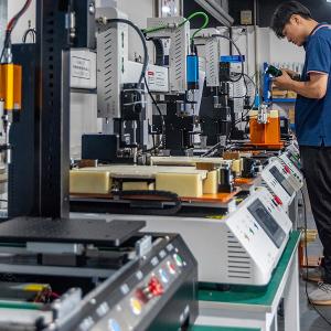 Essential Prerequisites for Operating Fully Automatic Screw Fastening Machines